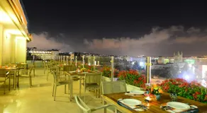 St. George Hotel - Image 2