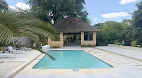 Mevis Boutique Hotel - Image 2