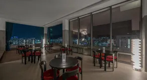Act Hotel - Image 3