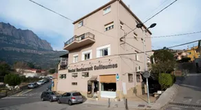 Guilleumes Montserrat - Image 3