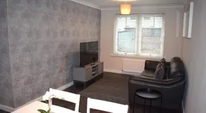 Kelpies Serviced Apartments- Cromwell Apt - Image 2