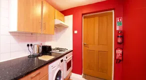 Crystal House 10min to Manchester City Centre ideal for work and leisure - Image 4