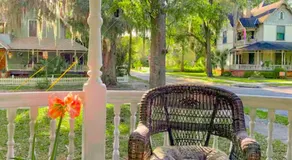 Downtown Historic Victorian Charmer Sleeps 7 - Image 4