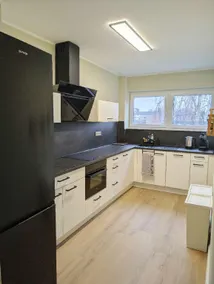 City apartment with flair - Image 4