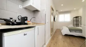 Luxury IV - Ferga Suites - Image 4