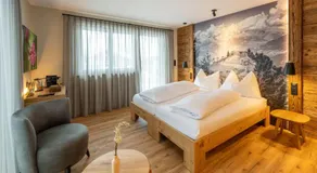Mountain Lodge - Image 2