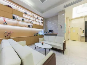 Liyi Fenghua Hotel (Shenzhen Exhibition Center Fuhai West Subway Station Store) - Image 2