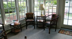 The Bond 1786 Inn - Image 4