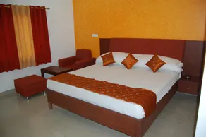 Jassritha Vivid Monarch Inn - Image 4