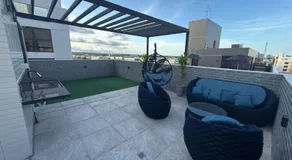 Lindo Studio com rooftop e piscina - Image 3
