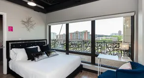 Cartier-Lux DT Unit-Skyline Views - Image 2