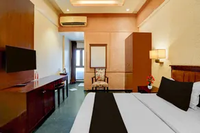 Townhouse OAK ACE MANOR Hotel & Banquet Nearest Vaishali Metro Station - Image 5