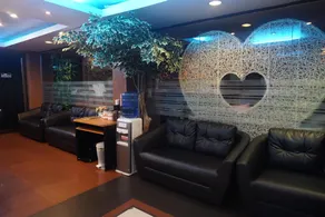 Bangkok Travel Suites Hotel - Image 4