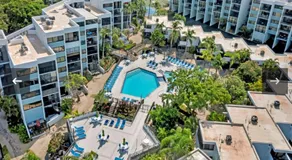 Paradise at Moon Bay - Image 2