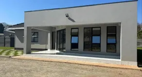 Tambarara Guest Lodge - Image 2