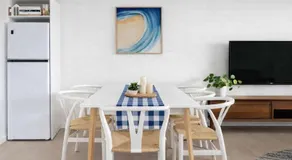 2-Bedroom Charm near Mater Hospital Pimlico Townsville - Image 3
