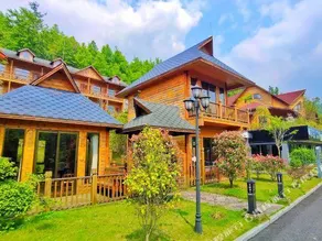 Hongfeng Holiday Hotel - Image 4