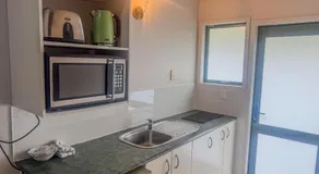 Avana Suites - Image 4