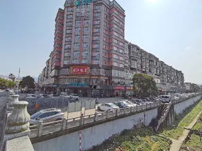 City Comfort Inn Suichuan County Government Pedestrian Street - Image 3