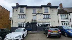 Unicorn Inn - Image 4