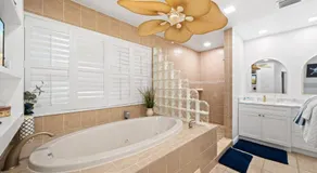 Skipper's Landing - 4 Bedroom with Heated Pool - Image 3