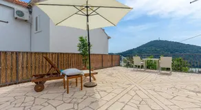 Villa Misita Elegant SeaView Rooms - Image 5