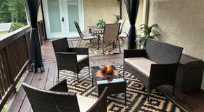 Hibiscus Retreat - Queen non smoking guest unit - Image 3