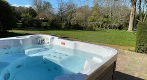 The Barn House - Swimming Pond,Jacuzzi,Chicks! - Image 4