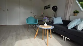 Knus houten huisje Tzummarum - Image 2