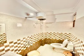 Capital O Kanha Guest House - Image 4