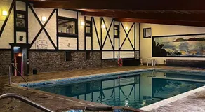 Three Rivers Hotel - Image 3