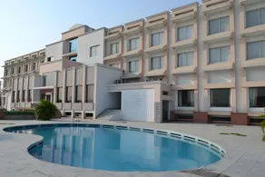 Hotel Sobti Continental - Image 3