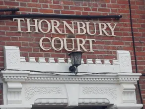 Thornbury Apartments - Image 2