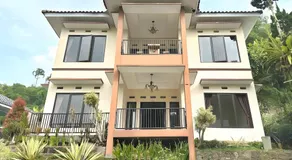 Urbanview Resort Syariah Khansa Cisarua Puncak by RedDoorz - Image 5