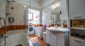 E-M Apartments with Private pool - Image 2
