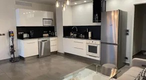 PRADO PLAGE DAVID - STADE VELODROME - PARC CHANOT - Luxury apartment by the Sea - Enjoy premium comfort with access to international TV channels from all over the world - Image 4