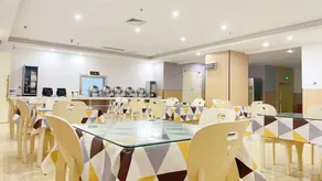 Chengyi Youxuan Hotel (Chongqing Guanyinqiao, Hongqi Hegou Light Rail Station) - Image 2
