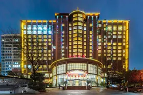 Xuanwei Meihuan Hotel - Image 4