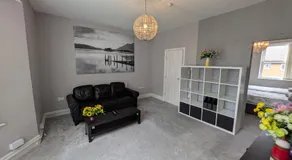 Bay Walk Place - Image 2