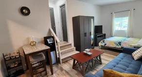New ! Lovely Studio w/ patio, Parking on premises - Image 2