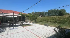 Logis Hébergement et Restaurant La Vallée - Image 5