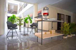 SH Hotel - Image 3