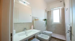 Perla Marina Apartments - Image 2
