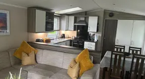 Marigold lodge 8 at Oakdene Forest Park - Image 3