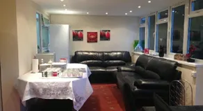 London Heathrow Guesthouse - Image 5