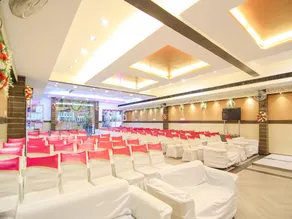 OYO 13932 Hotel Pushpanjali - Image 5