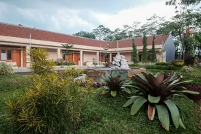 RedDoorz Plus Syariah at Hotel Indonesia Kajen - Image 3