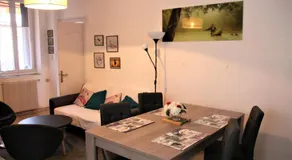 House Toulousaine rummelig med have - Image 3