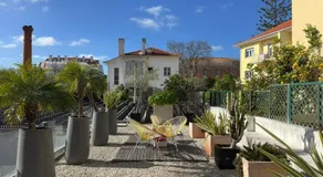 Bonvalot Guest House - Image 2