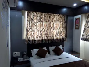 Hotel Krishna Palace - Image 2